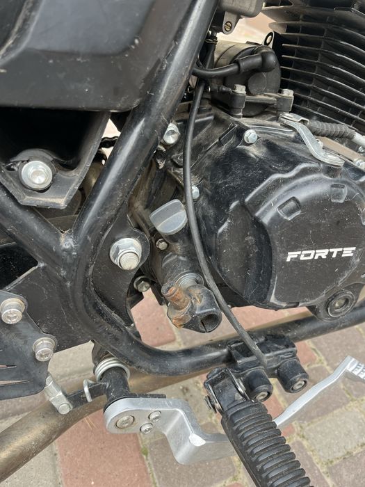 Мотоцикл Forte FT250F6 (скрамблер)
