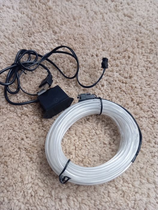 Холодний неон в салон авто