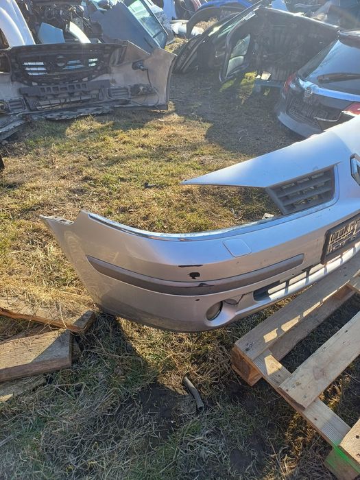 Renault Laguna 2 ресталінг передні бампер бампера