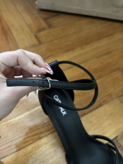 NOWE czarne szpilki Catwalk r. 38 Czółenka 140 zł w sklepie