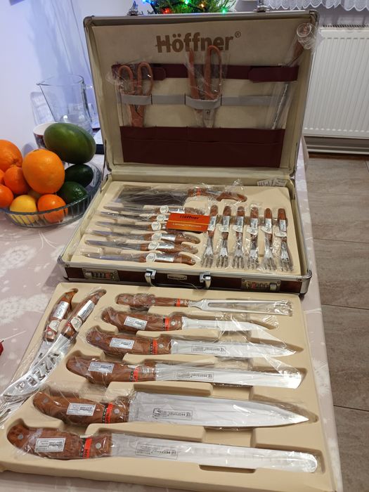 Myśliwski zestaw noży i nożyc firmy Hoffner.