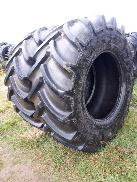 Ładna para opony zachodnie GOODYEAR OPTITRAC  DT824 710/70 R - 38