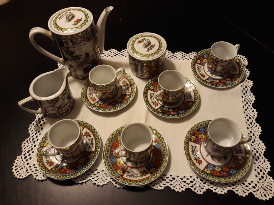 Serviço de café antigo feito na China
