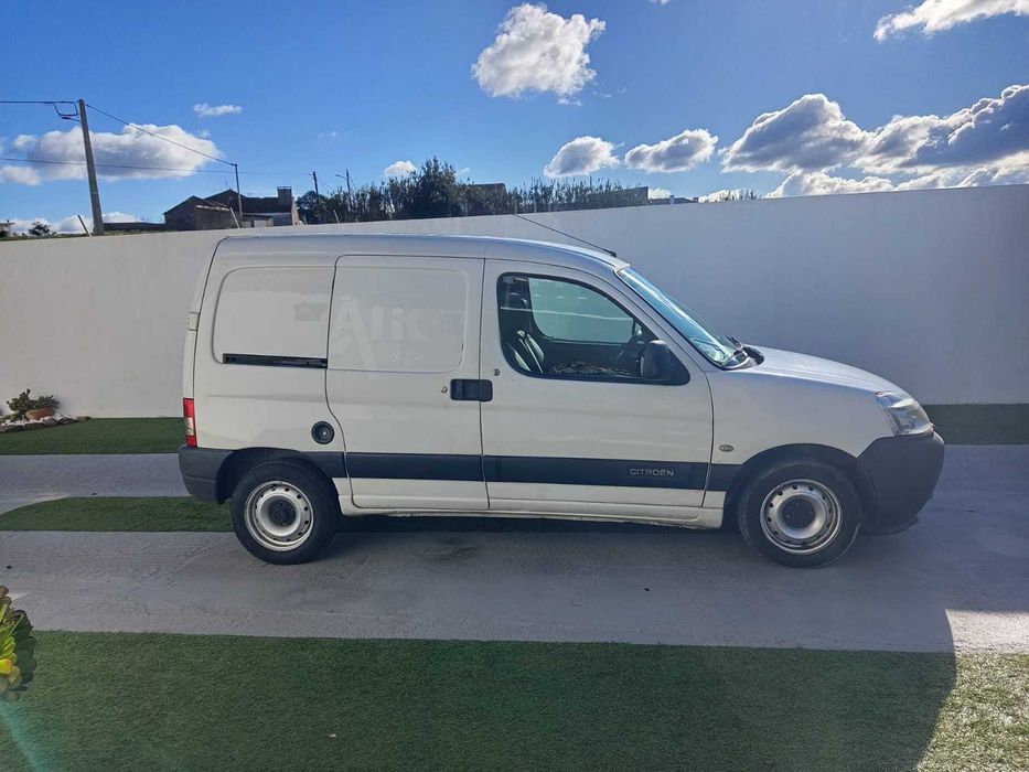 Citroën Berlingo Comercial – Económica e Fiável