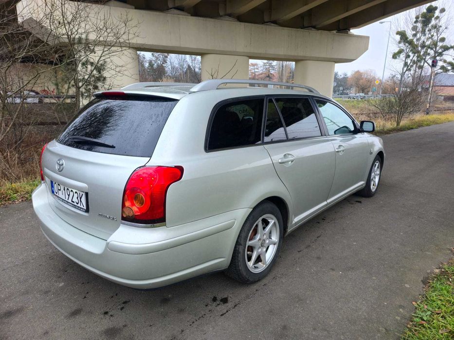 toyota avensis t25 1,8 vvt-i 129km