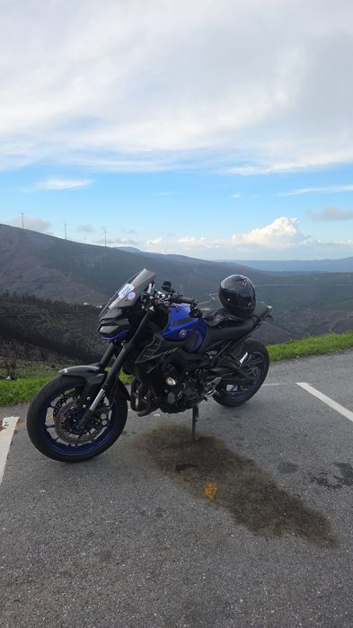 Yamaha MT09(troco por mota de pista)