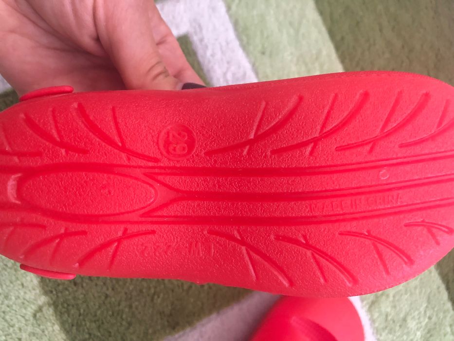 Nowe gumowe buty Chicco 29