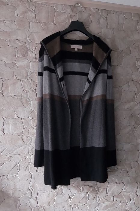 Kardigan damski z kapturem z kaszmiru 100% rozmiar M gratis czapka z a