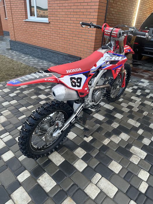 Honda crf250r.