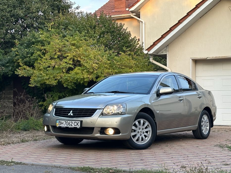Автомобиль Mitsubishi Galant в отличном состоянии, с пробегом 60тыс км!На автомате почти как новый!