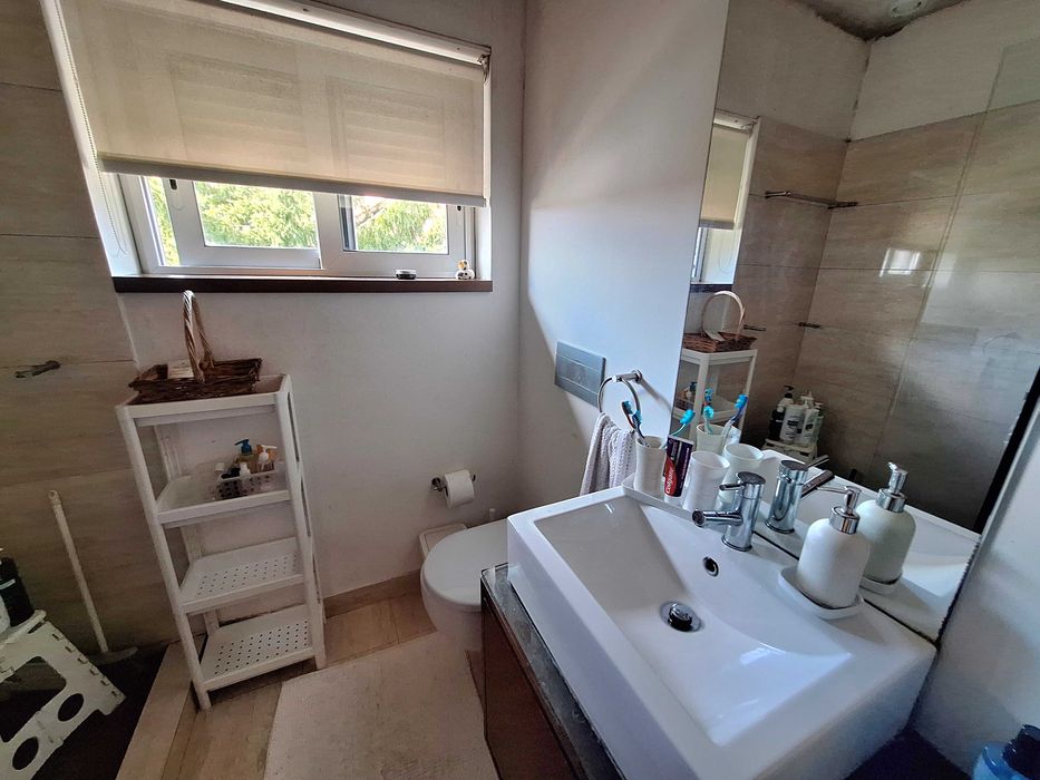 Moradia T4 c/ armazém na Senhora da Hora