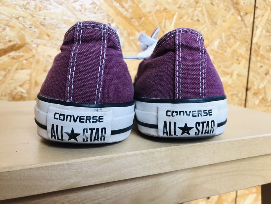 CONVERSE bordowe rozm. 41,5 dł. wkł. 26,5cm