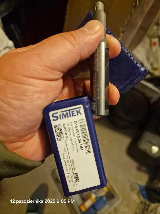 glowica D63  oraz noze do gwintowania