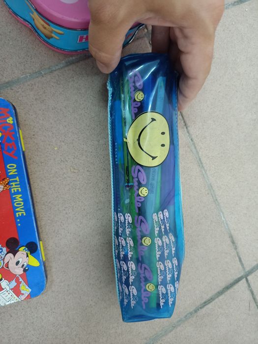 Conjunto de 4 Estojos Escolares + Oferta