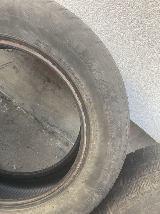 Шини зима 185/65 r15 комплект.