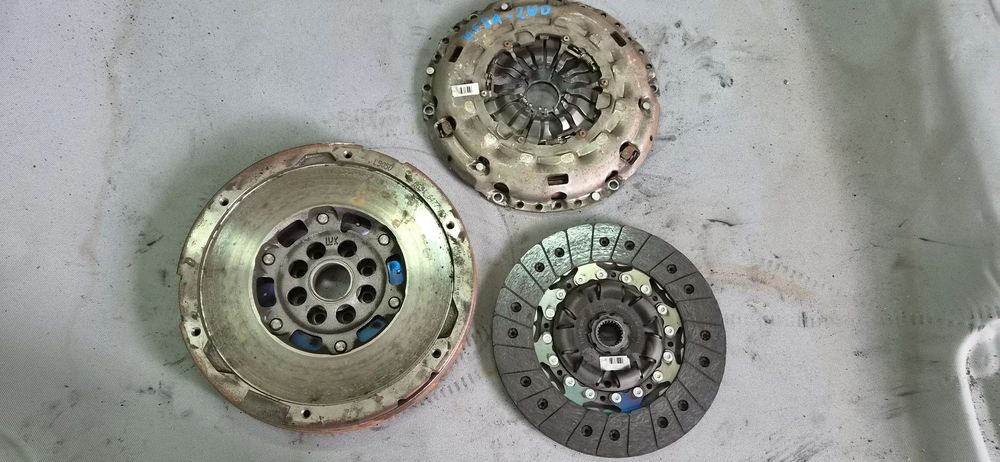 Sprzęgło koło dwumasowe tarcza docisk Ford Kuga Mk1 Mk2 Mondeo Mk4 2,0 TDCI 103kW 140KM AG916477AD