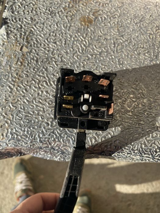 Продам перемикач в робочому стані 2108/2109/99