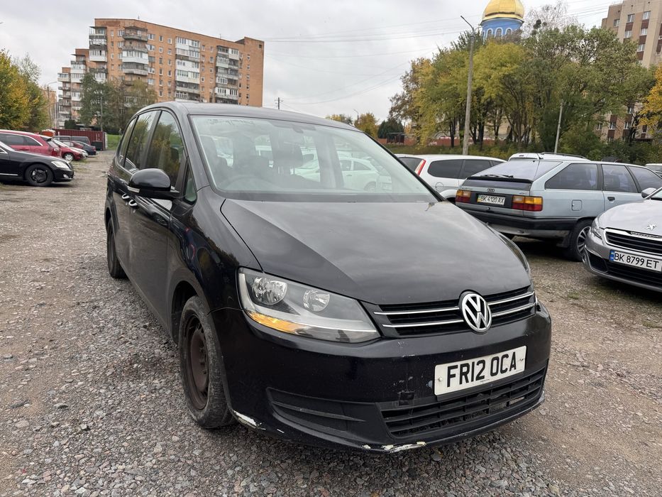 Авто Wolskwagen SARAN 2012 2.0 tdi avtomat