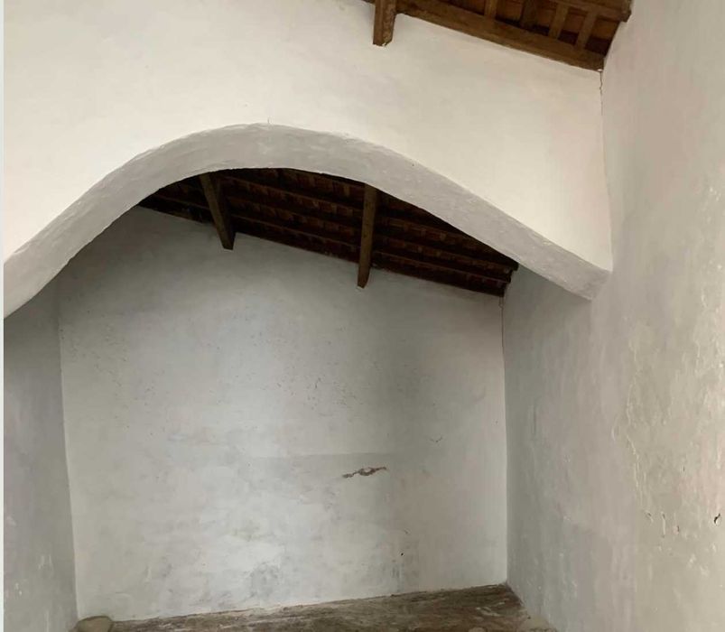 Garagem Armazém no Centro Histórico de Évora