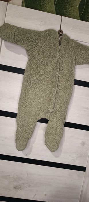 Комбінезон коліром хакі 68 розмір