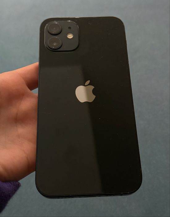 Iphone 12  dobry stan 128GB