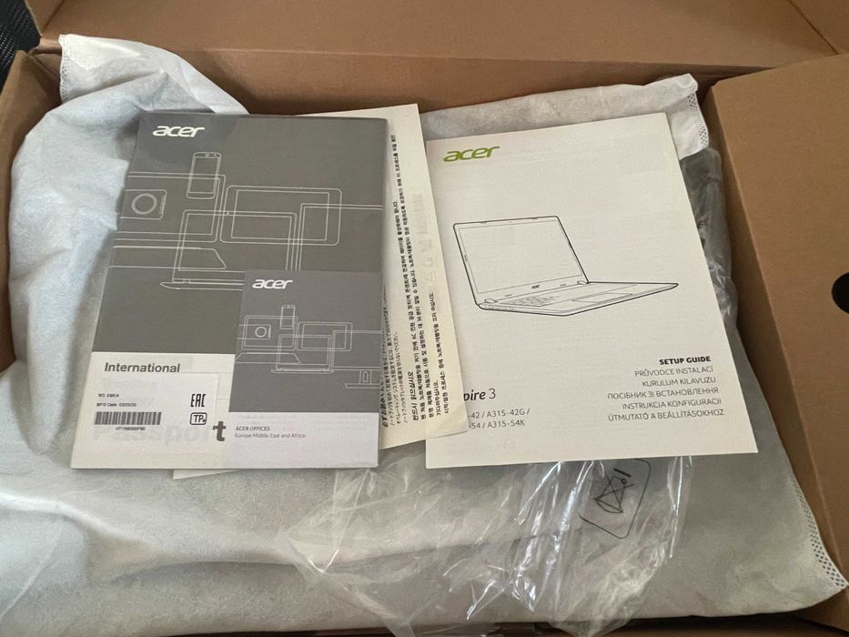 Acer Aspire 3  laptop , jak nowy , oryginalny karton