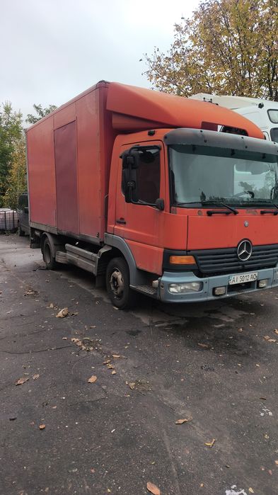 Мерседес Атего з гідробортом
