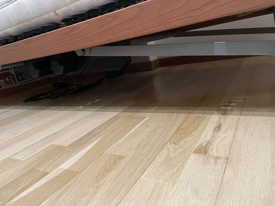 Vendo cama articulada pouco usada em ótimas condições