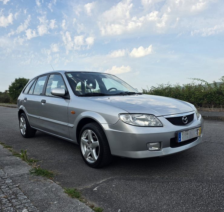 Mazda 323f 75cv Ar condicionado