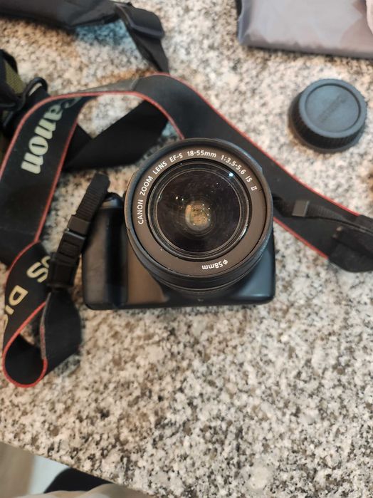 Câmara fotográfica canon 1100d