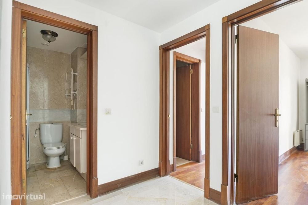 Apartamento T2 com jardim, Estoril, Cascais