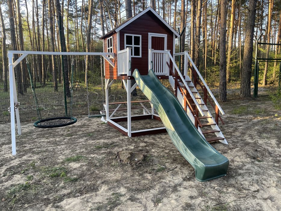 Дитячий будиночок гірка гойдалка пісочниця ігровий майданчик