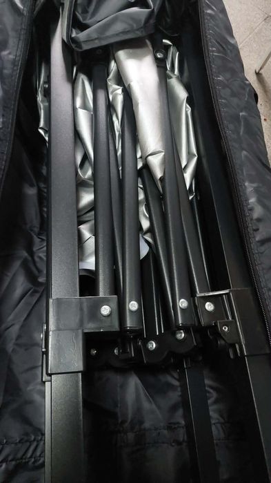 Tenda dobrável 2x2metros com iluminação