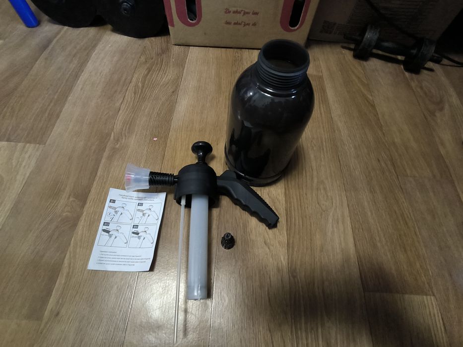 Продам ручной пеногенератор ( пенник)