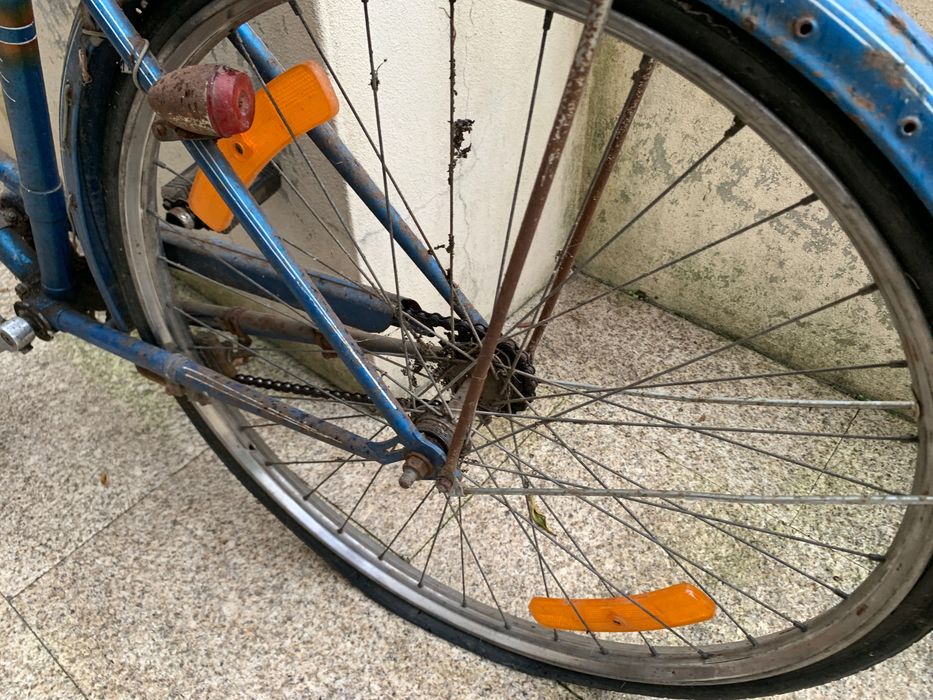 Bicicleta feminina para colecionar ou passear restaurada