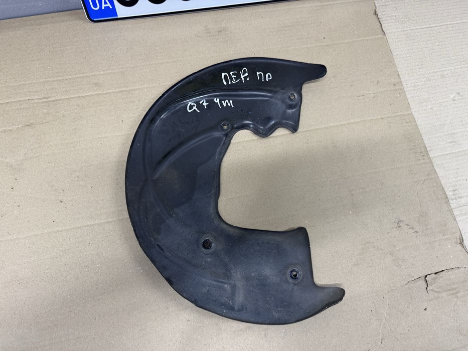 Цапфа поворотний кулак ліва права передня Audi Q7 4M 2015-20p