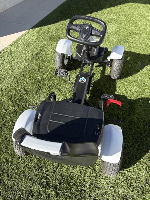Carro de Kart  para miudos ate aos 12 anos