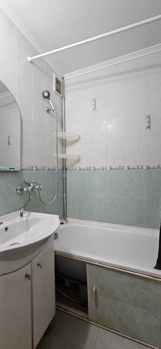 Продаж 3-ої квартири, 4-ий мікрорайон.