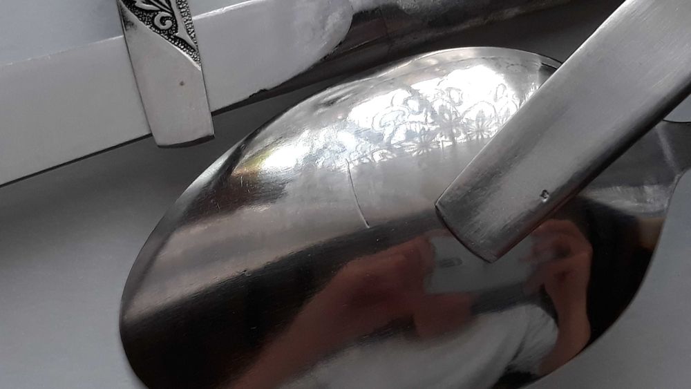 Stary radziecki / rosyjski zestaw: 24 elementy, wz. RÓŻE / RÓŻYCZKI
