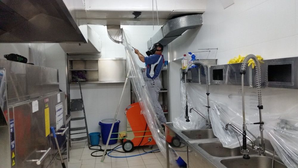 Чистка систем вентиляции и кондиционирования