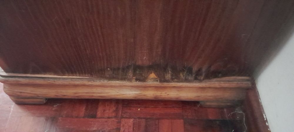 Cómoda de quarto em carvalho maciço