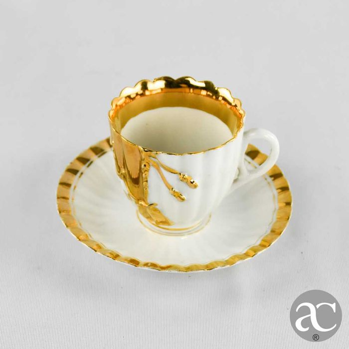 Chávena de café e pires Arte Nova “Lembrança”, decorada a ouro