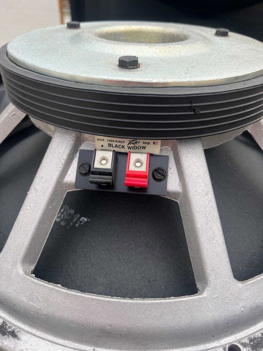 Sistema PA Peavey –  (Black Widow Equipped) + Amplificador PV-1500