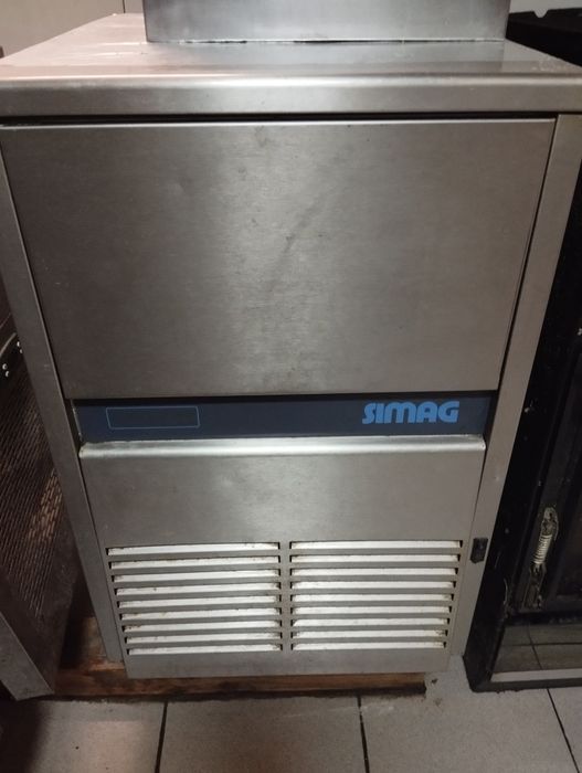 Льодогенератор для кафе б/у