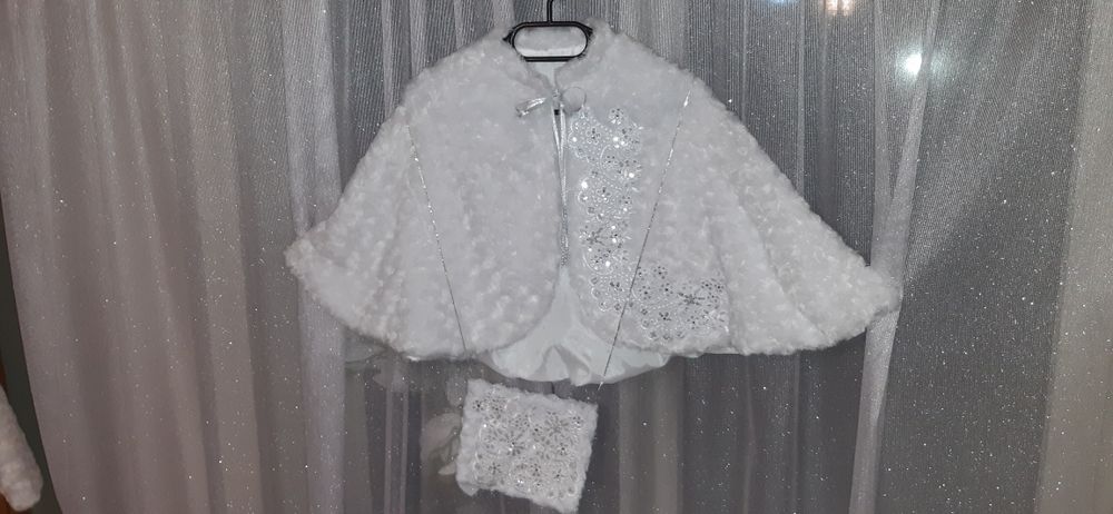 Pelerynka komunijna z torebką