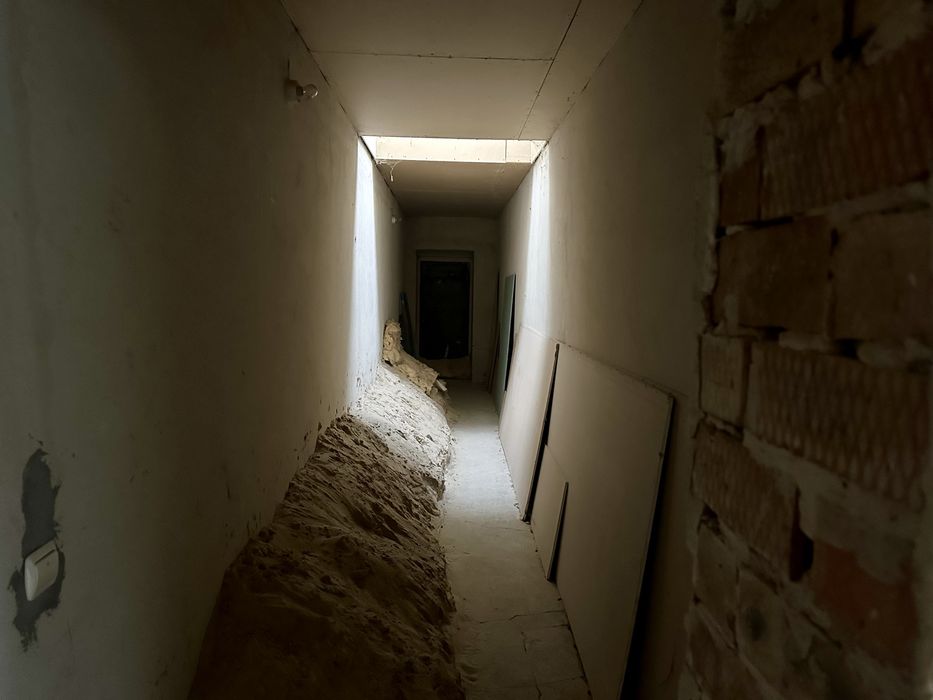 Продається простора квартира площею 173.8 м.кв., вул. Федьковича 7А