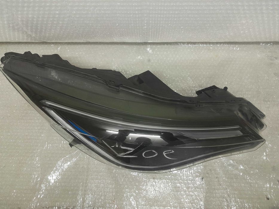 Lampa przednia prawa Renault Zoe Full Led lift