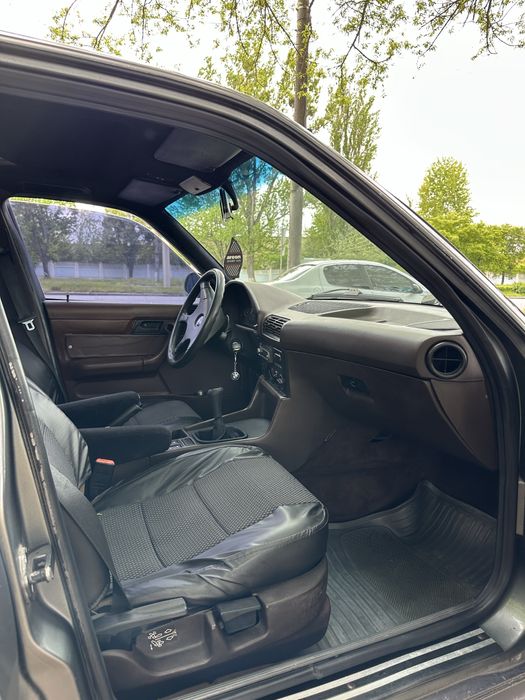 Продам BMW E34 М20б25