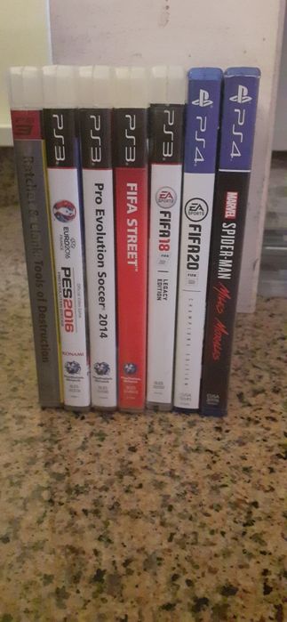 Jogos PS3 e PS4.64171264927107120
