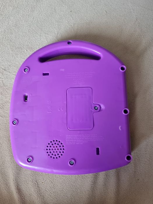 Музична книжечка з віршами Fisher-Price DKK16
